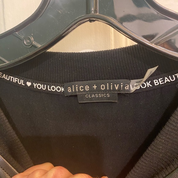 Alice + Olivia Sweatshirt-NEW W/Out TAG
• Black - Picture 3 of 4